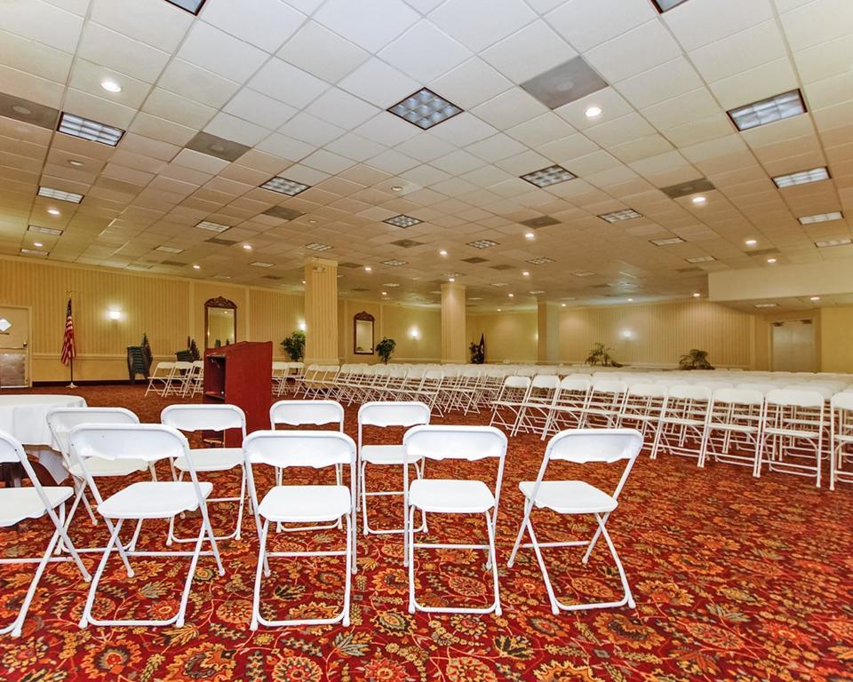 Quality Inn And Suites Conference Center Richmond Zewnętrze zdjęcie