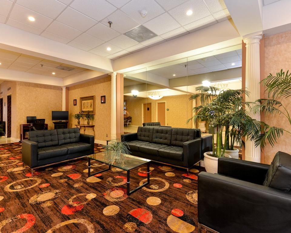 Quality Inn And Suites Conference Center Richmond Zewnętrze zdjęcie