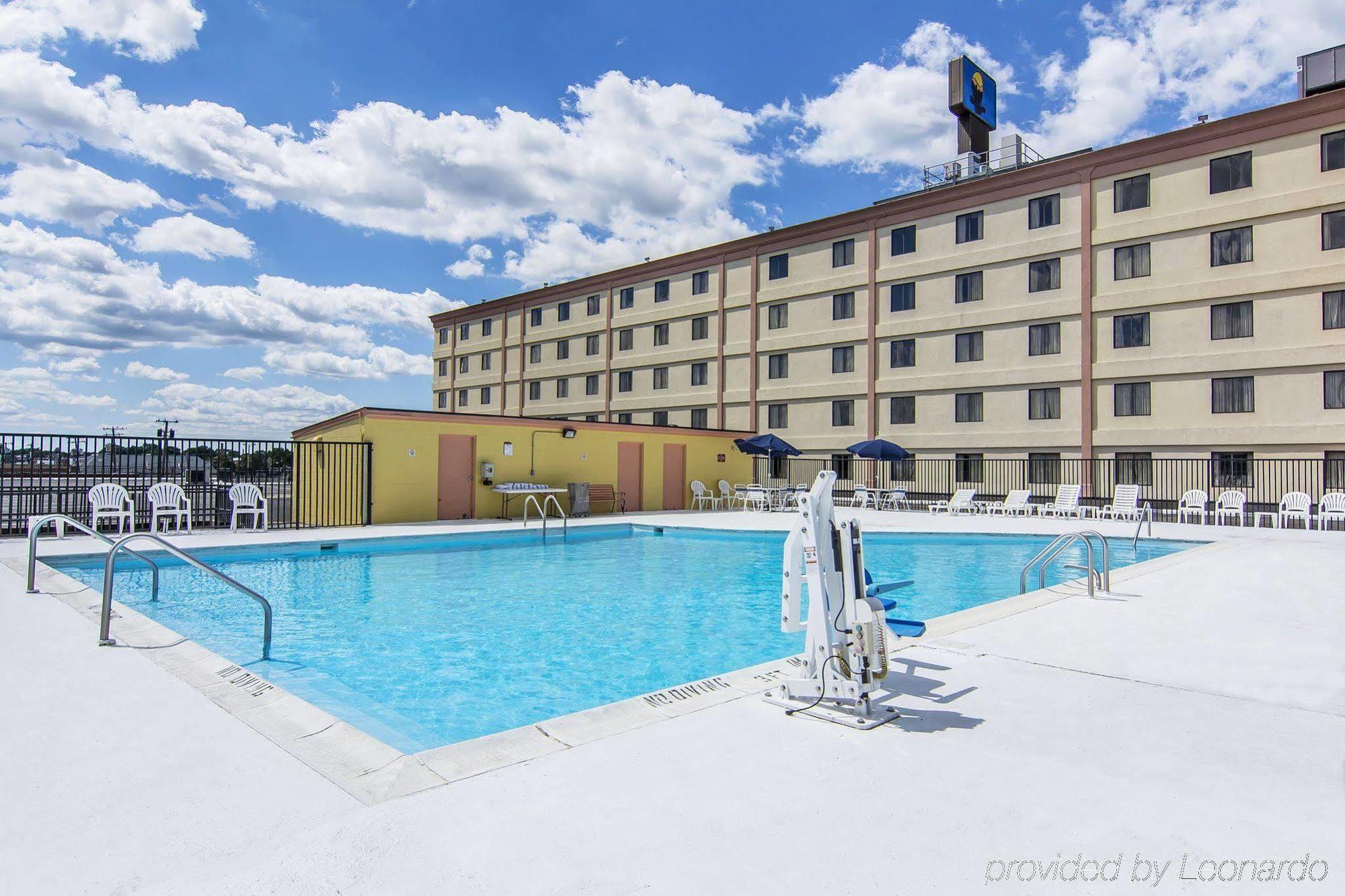 Quality Inn And Suites Conference Center Richmond Zewnętrze zdjęcie